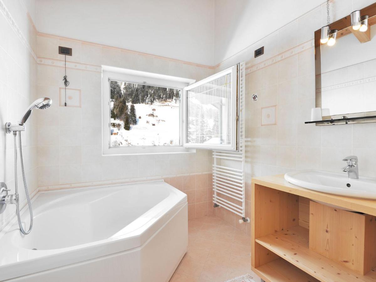 Apartment Maura-1 By Interhome Pozza di Fassa Luaran gambar