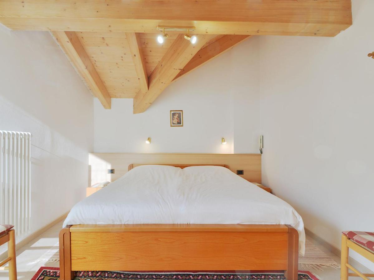Apartment Maura-1 By Interhome Pozza di Fassa Luaran gambar