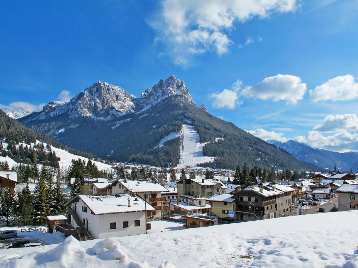 Apartment Maura-1 By Interhome Pozza di Fassa Luaran gambar